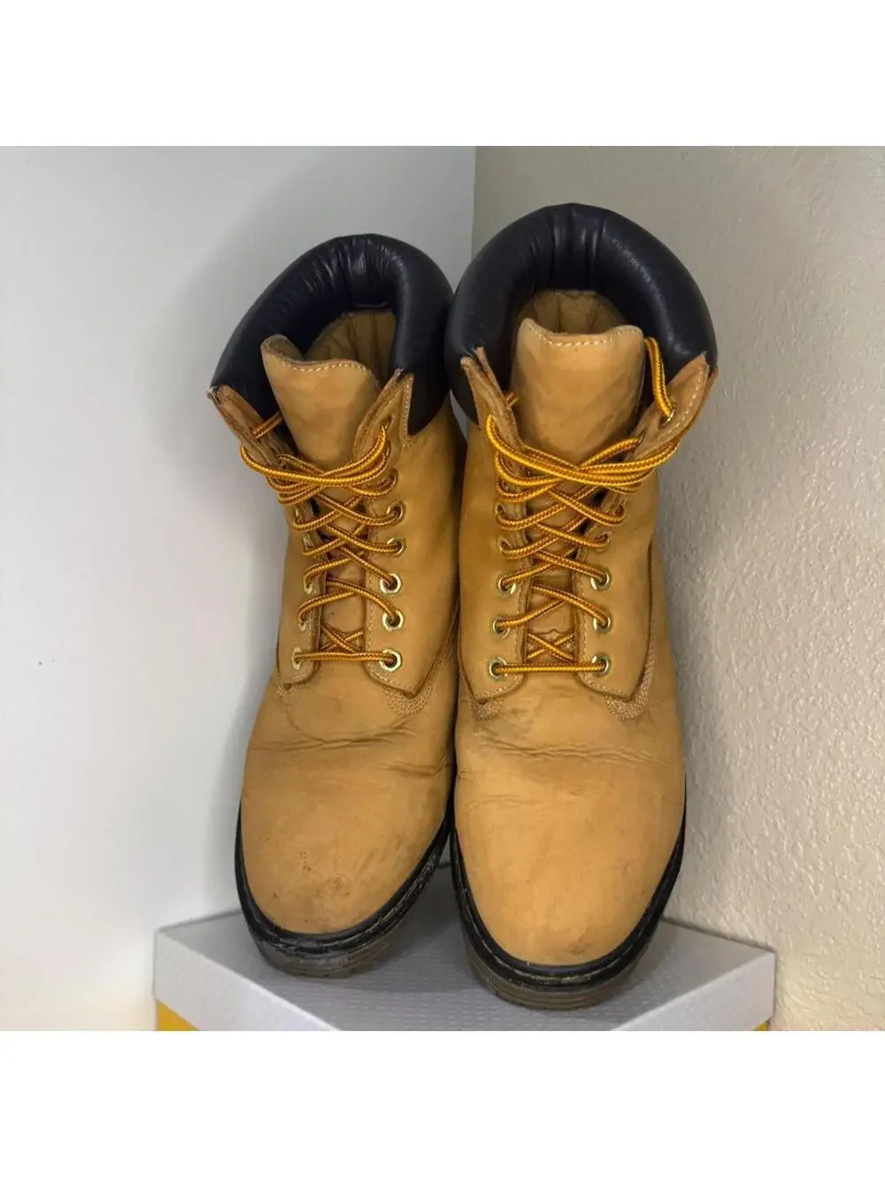 Men's Tan and Brown Boot